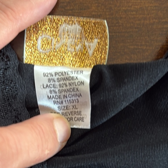 Cinema Etoile Gallon Black Lace Camisole - Picture 8 of 10